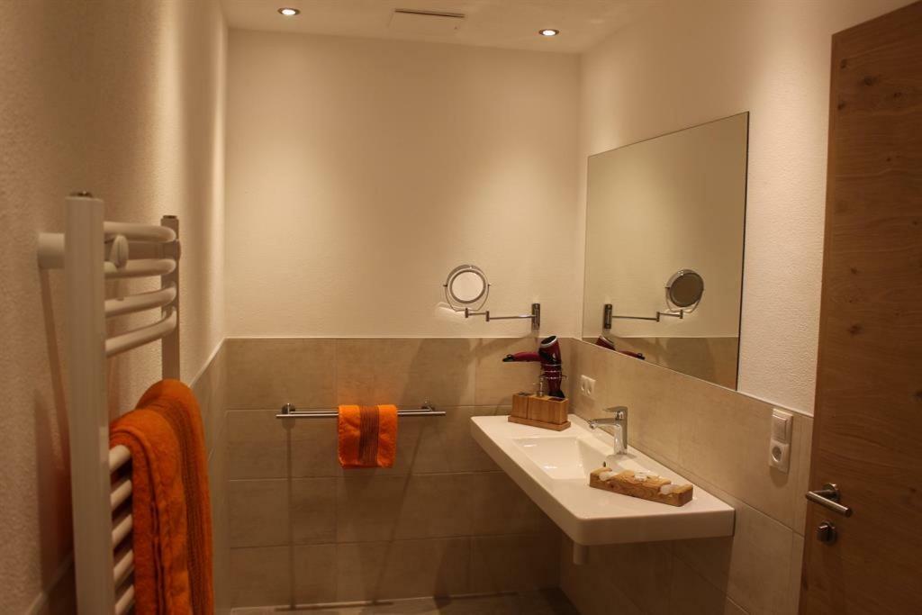 Alpinjuwel In Hippach Apartment ภายนอก รูปภาพ