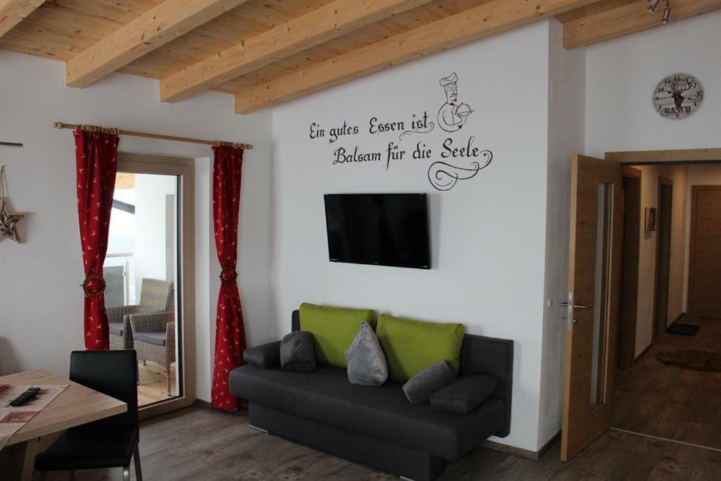 Alpinjuwel In Hippach Apartment ภายนอก รูปภาพ